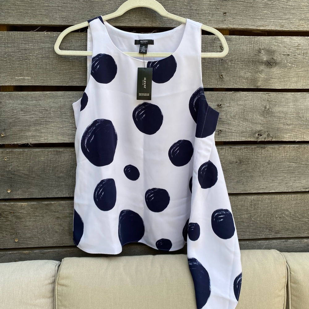 Alfani Sleeveless Blouse White w Navy Polka Dots - NWT - Size 8P